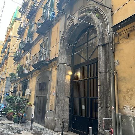 La Chicca Appartamento Intero Nei Quartieri Spagnoli Napoli Eksteriør bilde